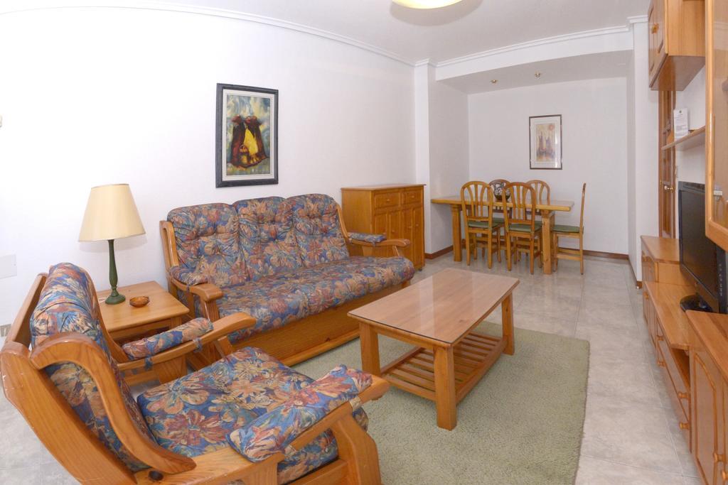Apartamentos La Terraza Ларедо Стая снимка